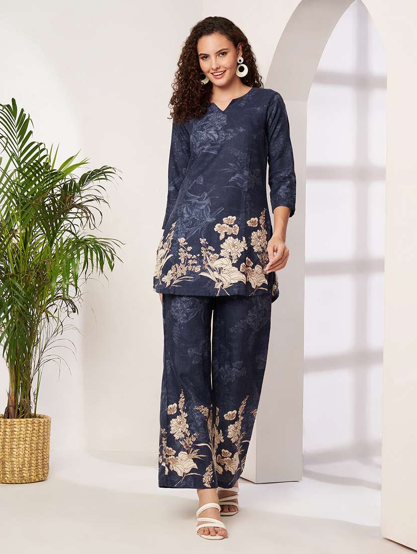 women printed notch neck ethnic co-ord set