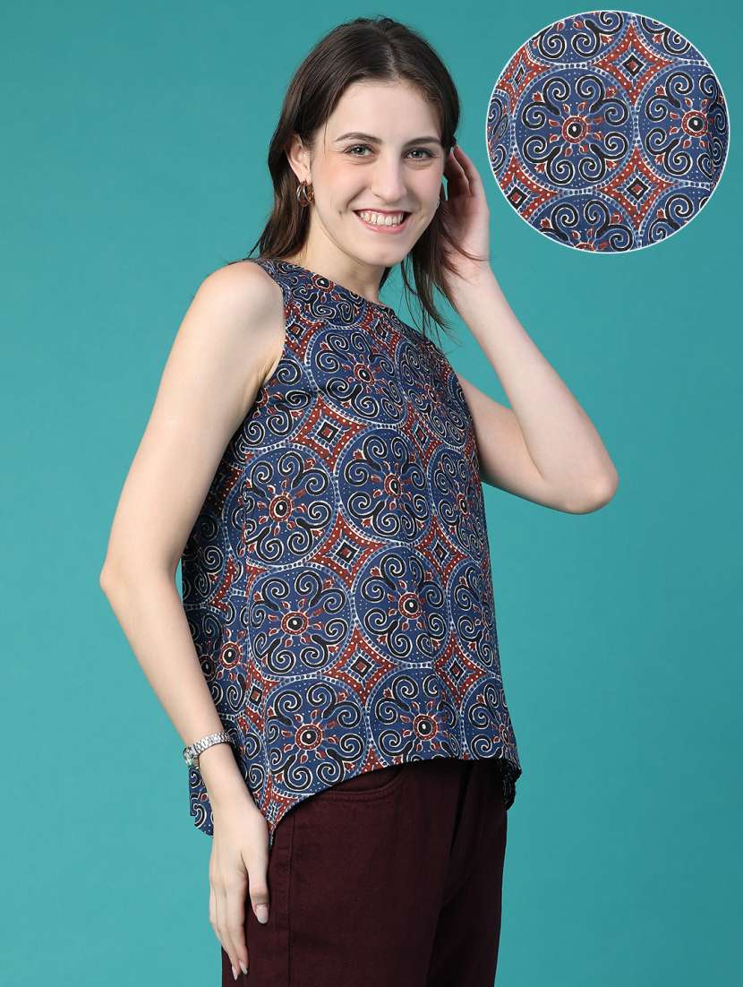 Women Printed Sleeveless Regular Top - 22522878 -  Standard Image - 3