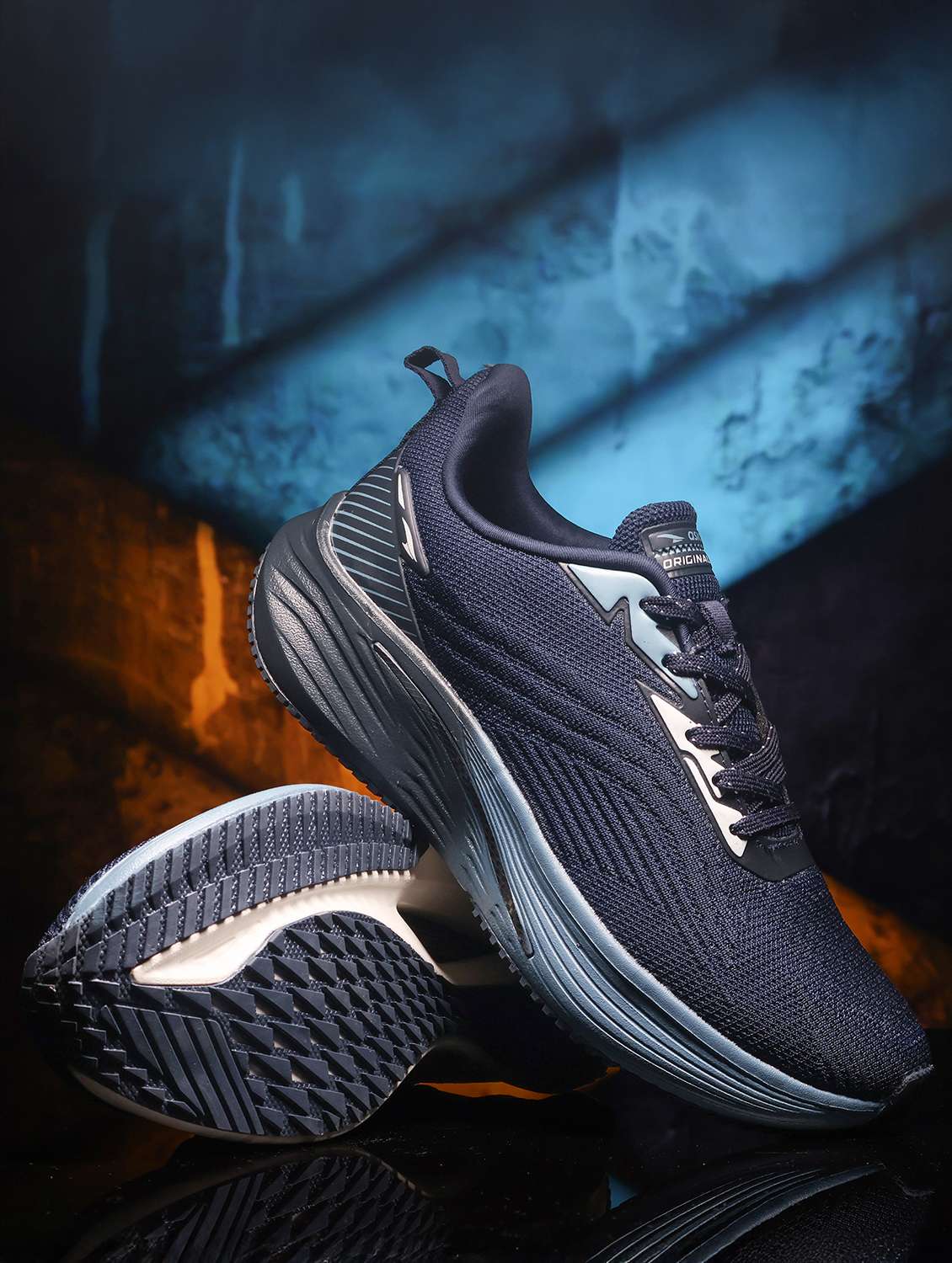 men navy blue lace up sport shoe