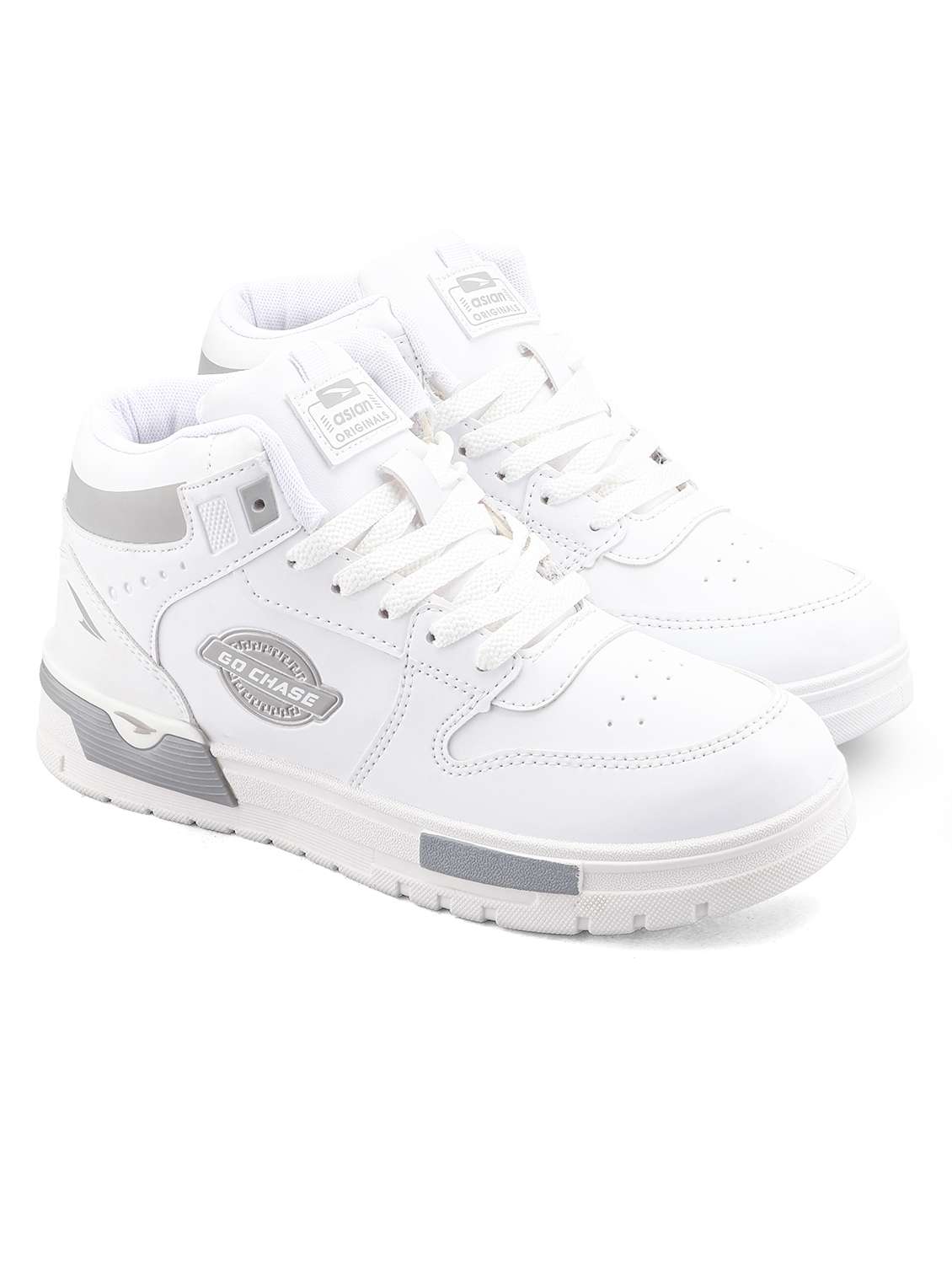 men white lace up sneaker