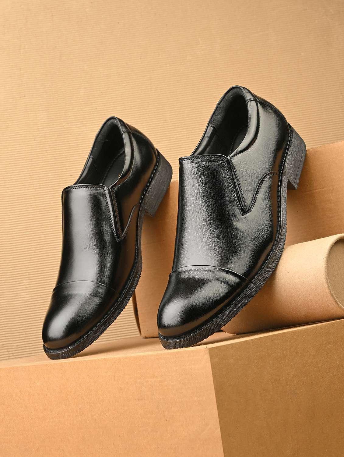 men black slip on formal shoes