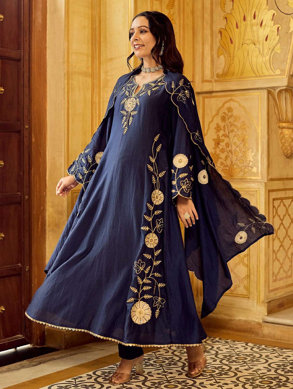 women embroidered long sleeve kurta pant with dupatta set - 22524462 -  Standard Image - 3