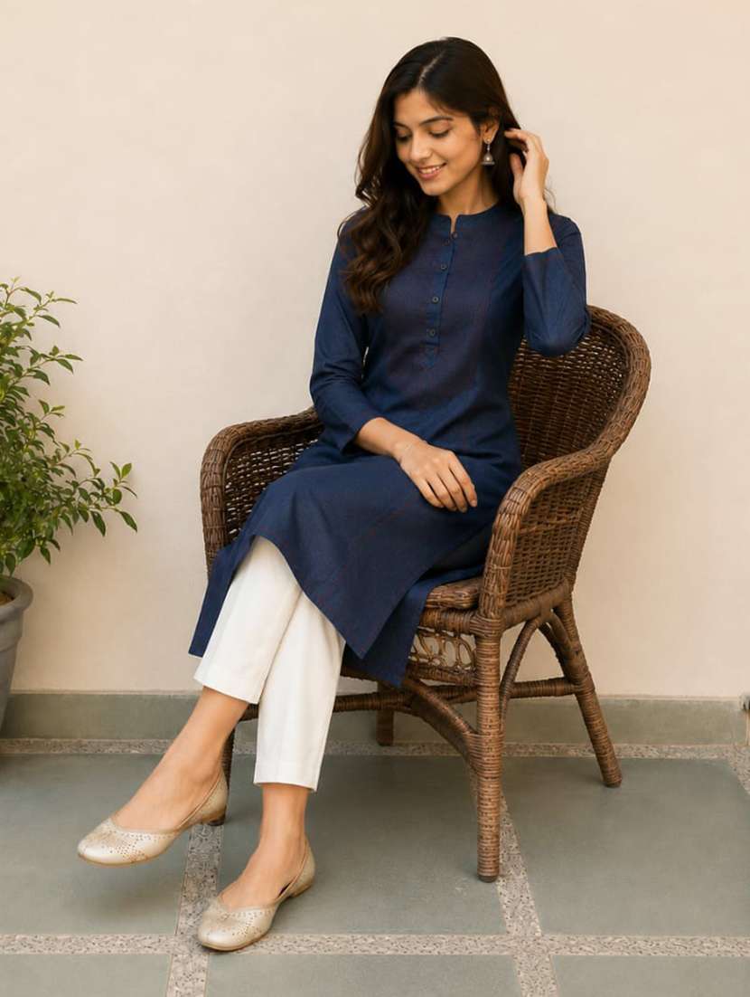 women solid three quarter sleeves straight kurta