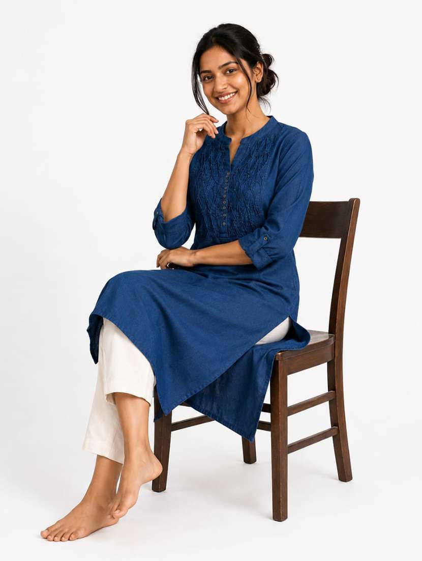 women self design three quarter sleeves straight kurta