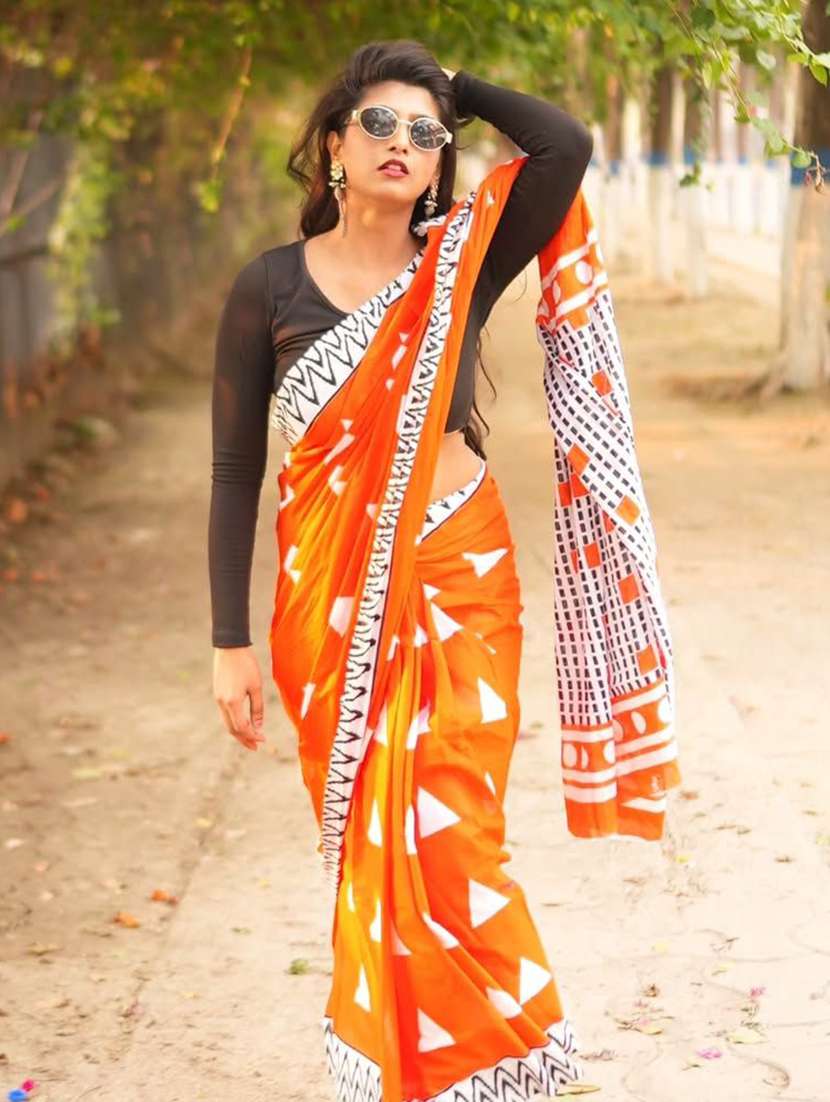 women printed handloom saree - 22526769 -  Standard Image - 3