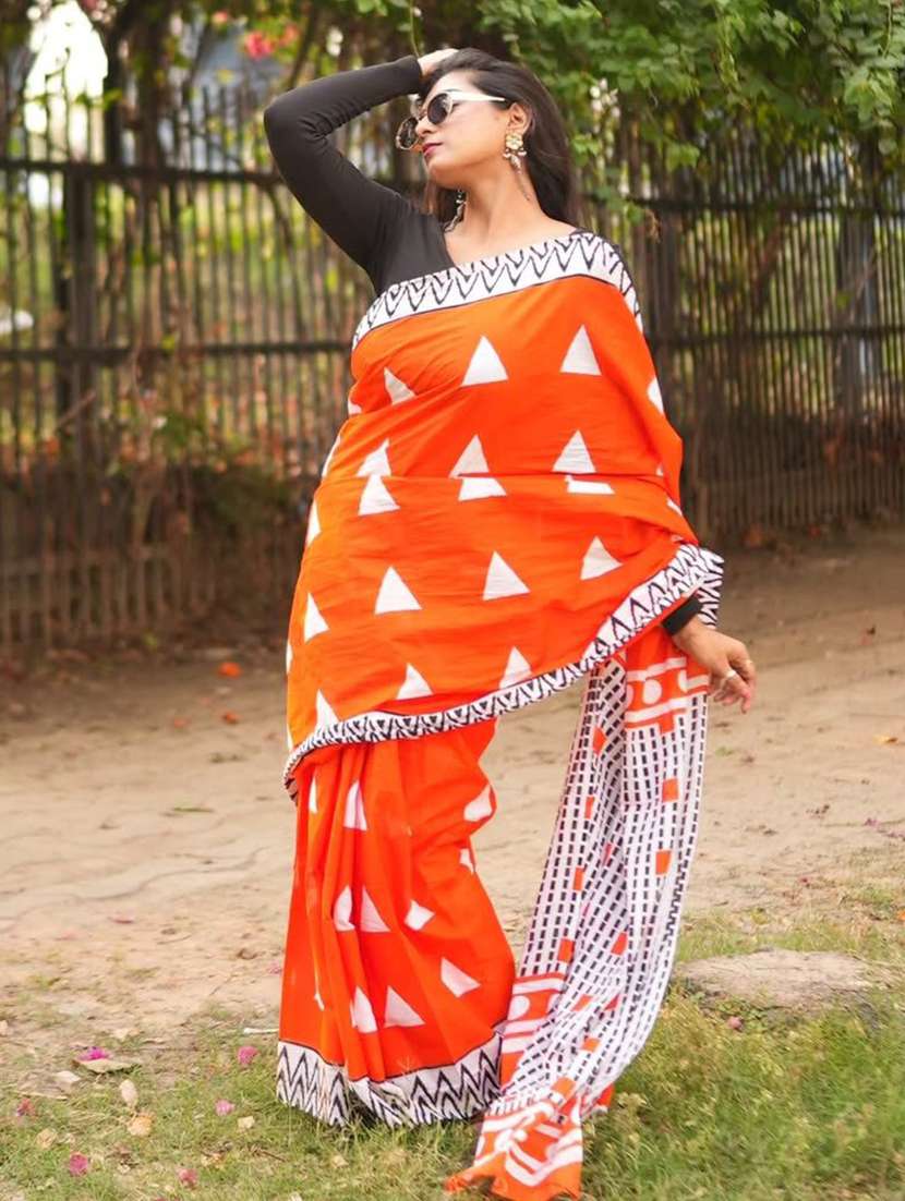 women printed handloom saree - 22526769 -  Standard Image - 5
