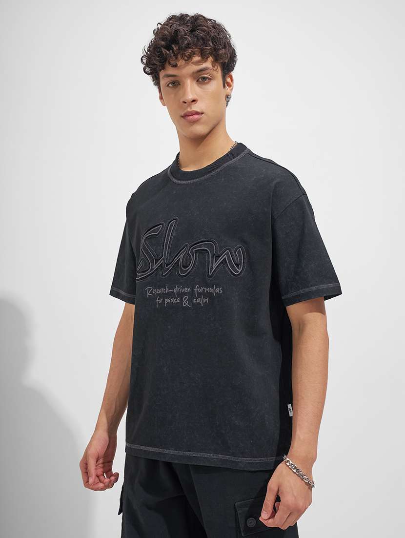 men embroidered short sleeve loose fit t-shirt - 22526900 -  Standard Image - 3