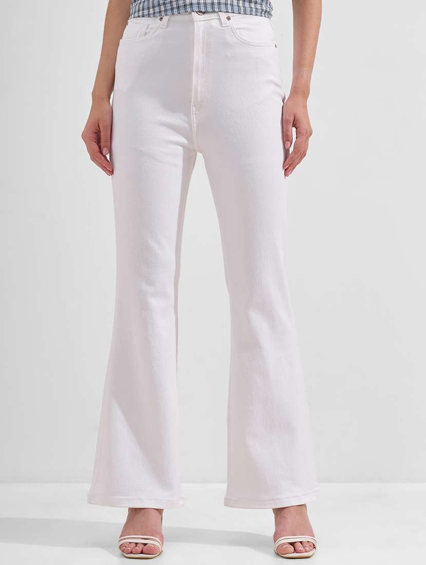 women solid mid rise bootcut jeans