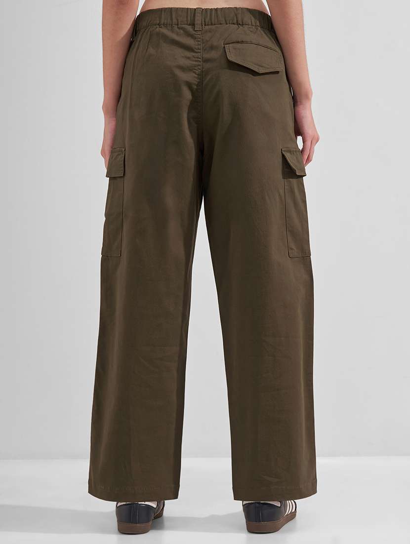 women solid mid rise cargo pants - 22527055 -  Standard Image - 3