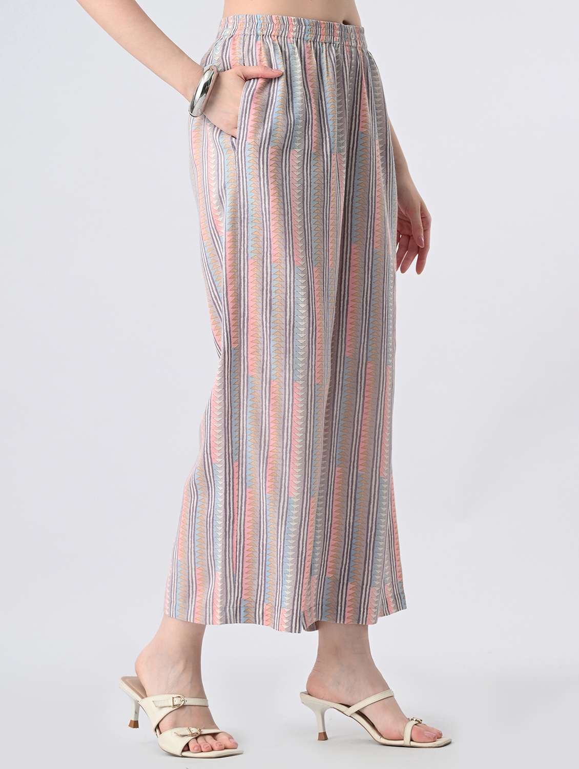 women printed mid rise palazzo - 22527065 -  Standard Image - 3
