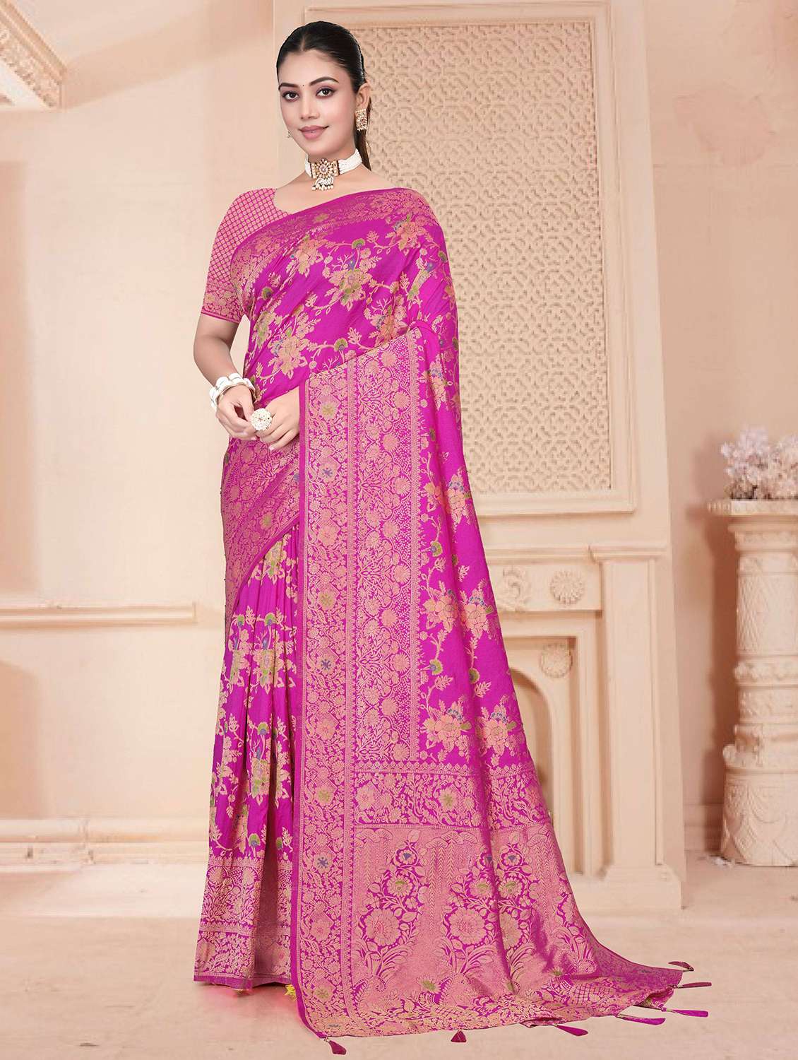 women self design banarasi saree with blouse