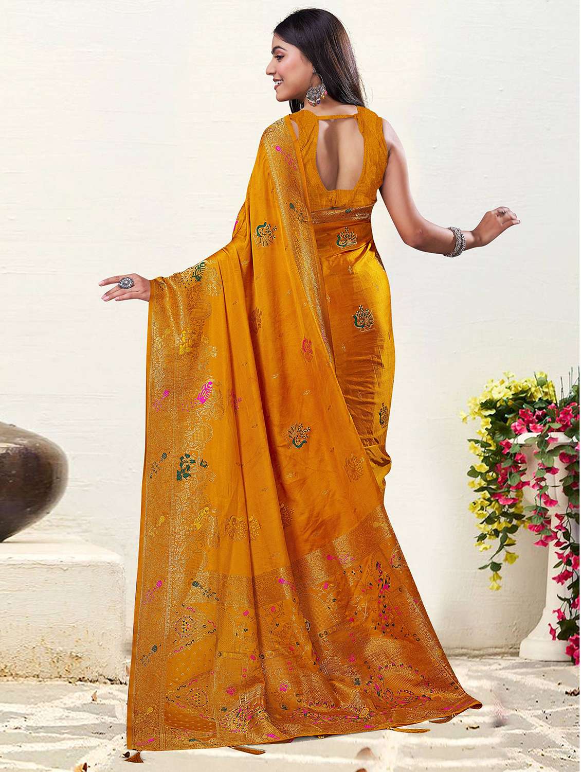 women self design banarasi saree with blouse - 22527167 -  Standard Image - 3