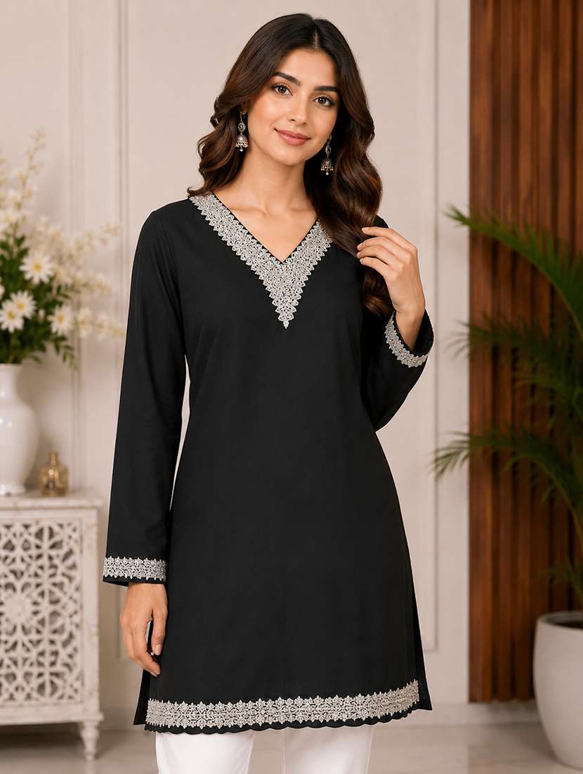 women embellished long sleeve straight kurti