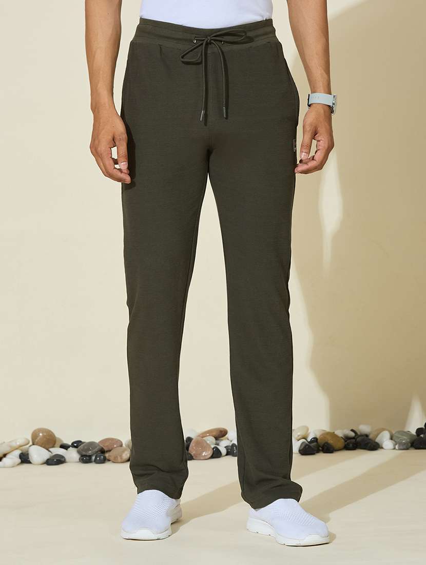  men solid mid rise full length track pant