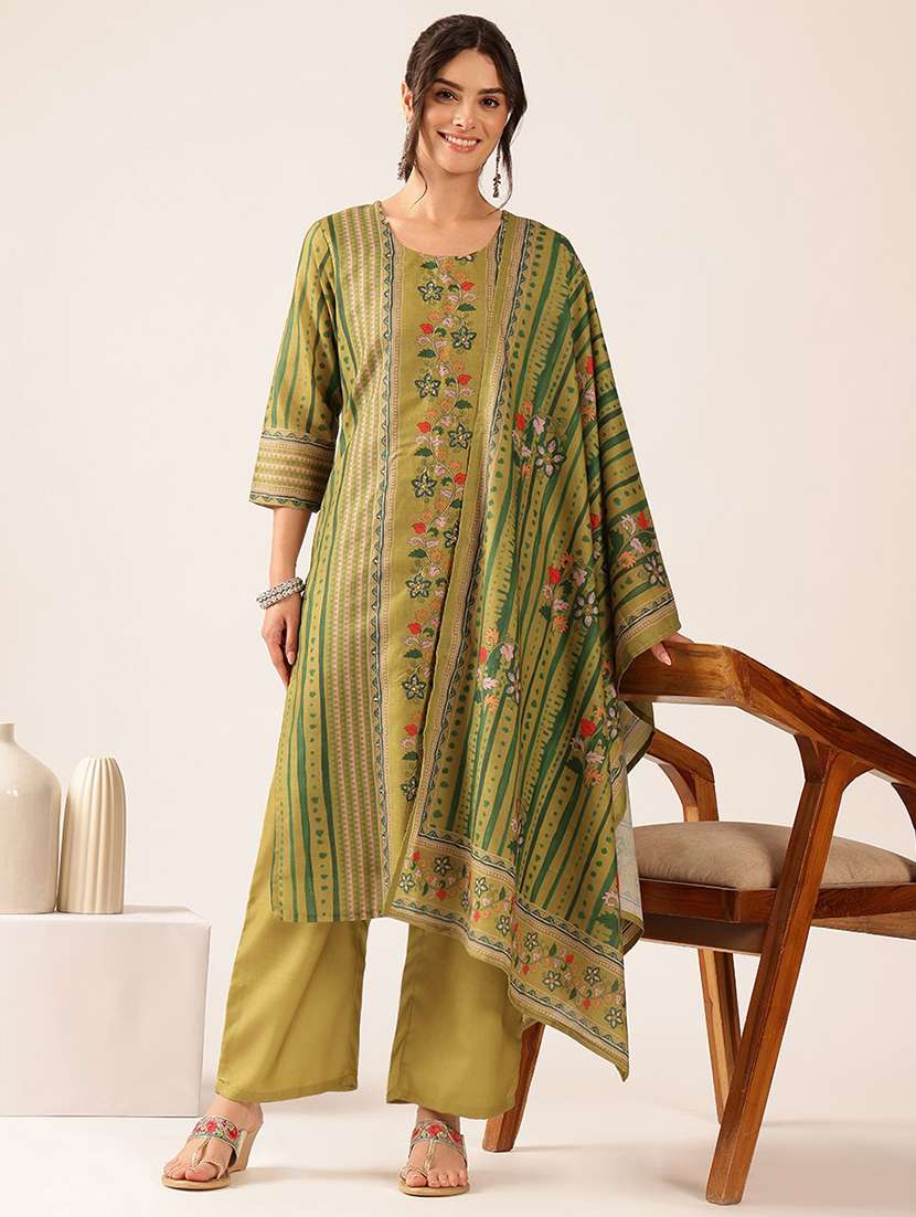 women printed three quarter sleeve kurta pant with dupatta set