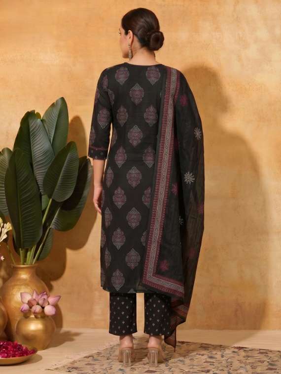 women printed three quarter sleeve kurta pant with dupatta set - 22527574 -  Standard Image - 3