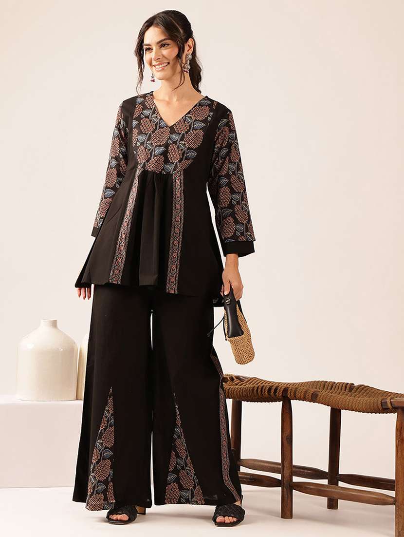 women printed long sleeve ethnic co-ord set