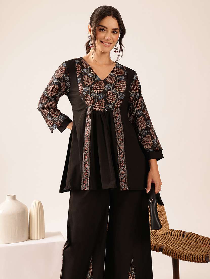 women printed long sleeve ethnic co-ord set - 22527653 -  Standard Image - 5