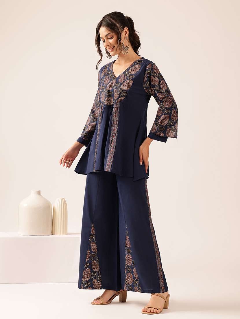 women printed long sleeve ethnic co-ord set - 22527660 -  Standard Image - 5
