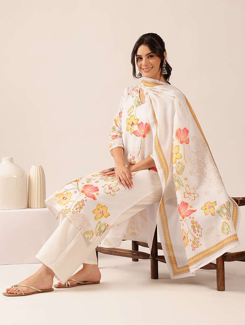 women floral three quarter sleeve kurta pant with dupatta set - 22527680 -  Standard Image - 3
