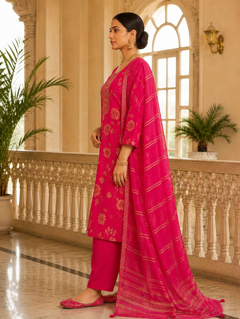 women printed three quarter sleeves kurta and pant set with dupatta - 22527683 -  Standard Image - 3