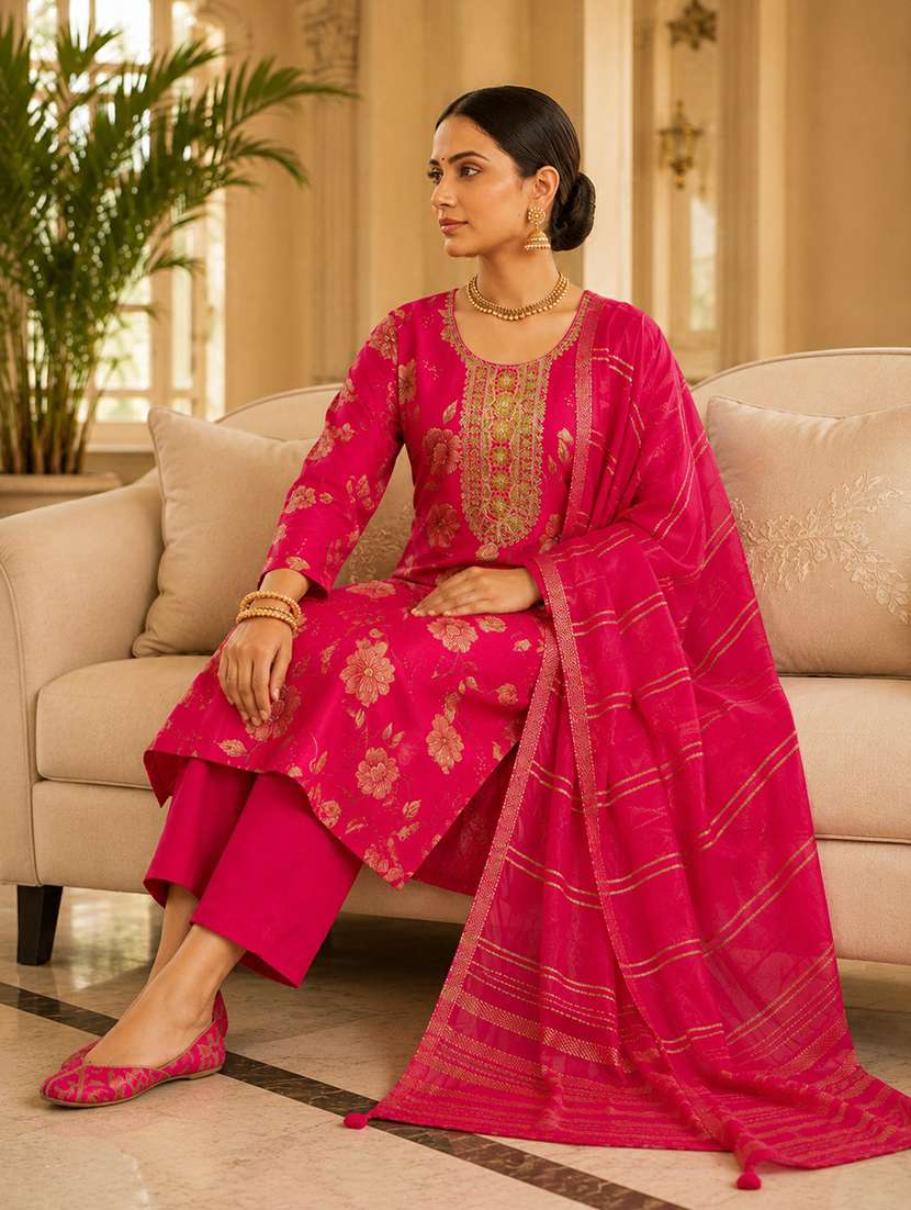 women printed three quarter sleeves kurta and pant set with dupatta - 22527683 -  Standard Image - 5