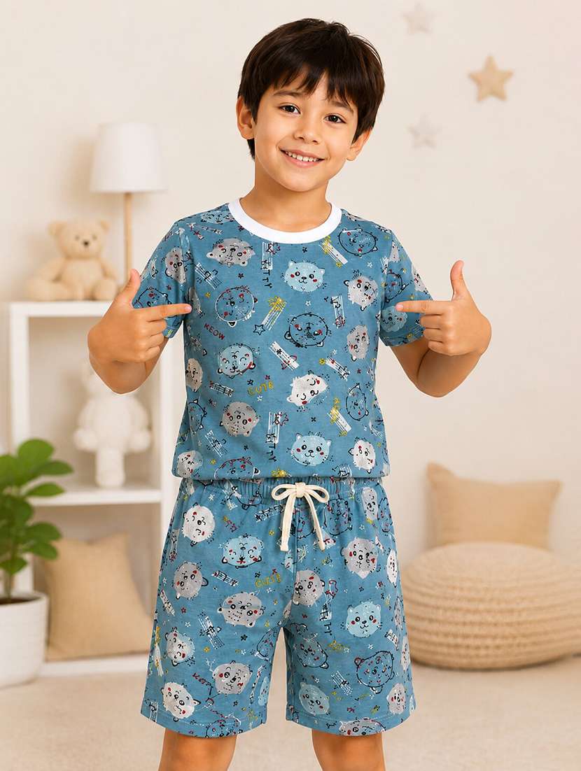 boys printed t-shirt & shorts co-ords set