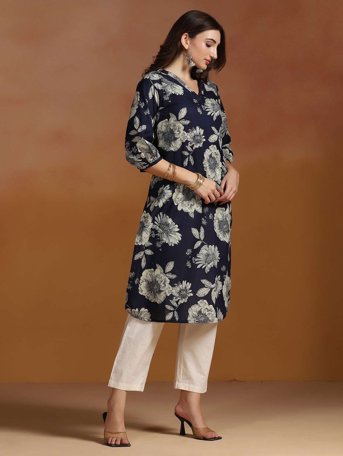women printed three quarter sleeves straight kurta - 22527727 -  Standard Image - 5