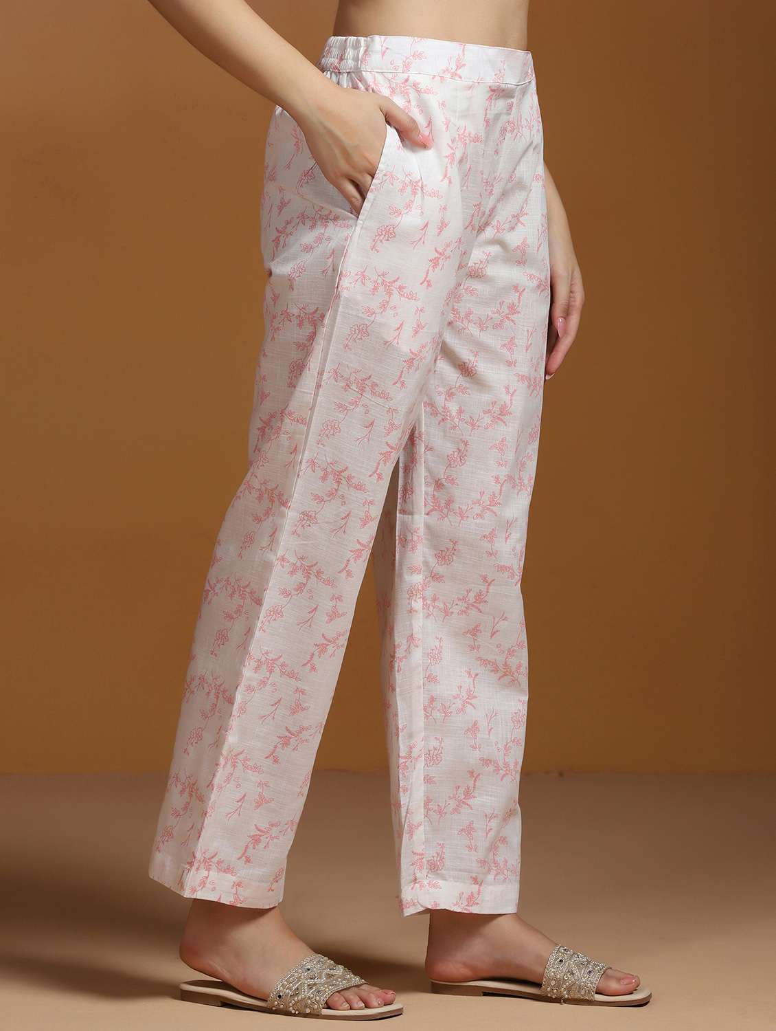women printed three quarter sleeves kurta and pant set - 22527748 -  Standard Image - 5
