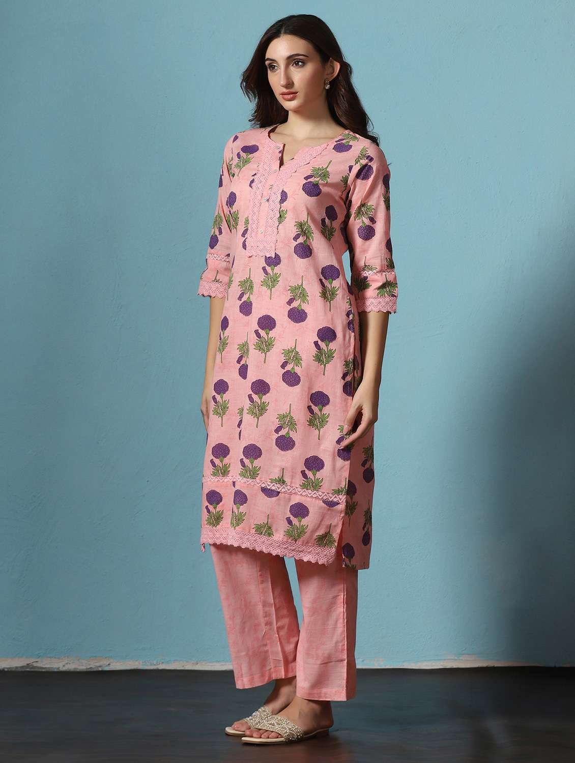women printed three quarter sleeves kurta and pant set - 22527749 -  Standard Image - 3