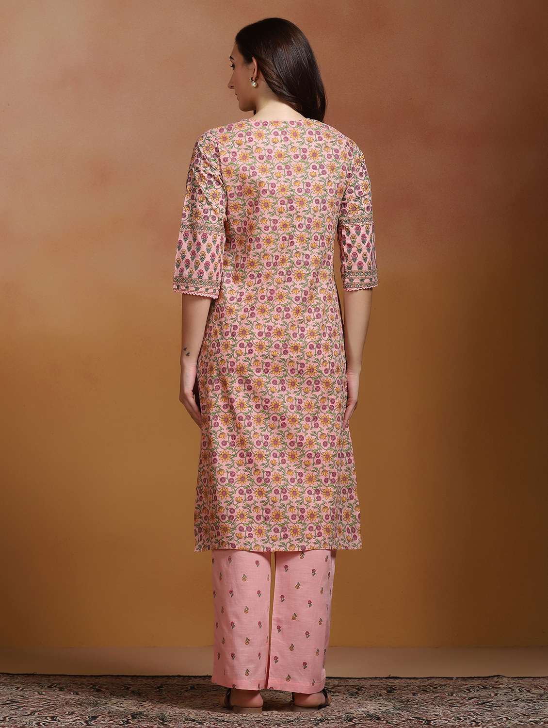 women printed three quarter sleeves kurta and pant set - 22527751 -  Standard Image - 3