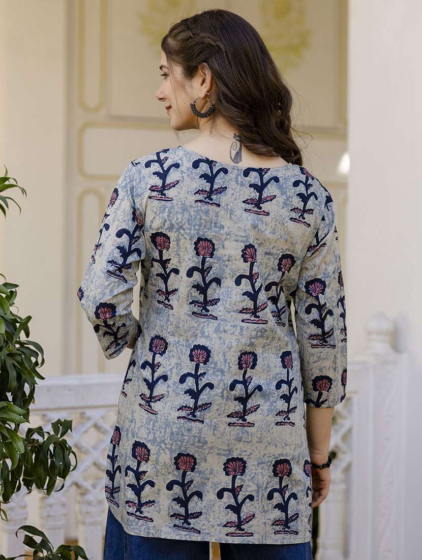 women printed three quarter sleeve straight kurti - 22527786 -  Standard Image - 3