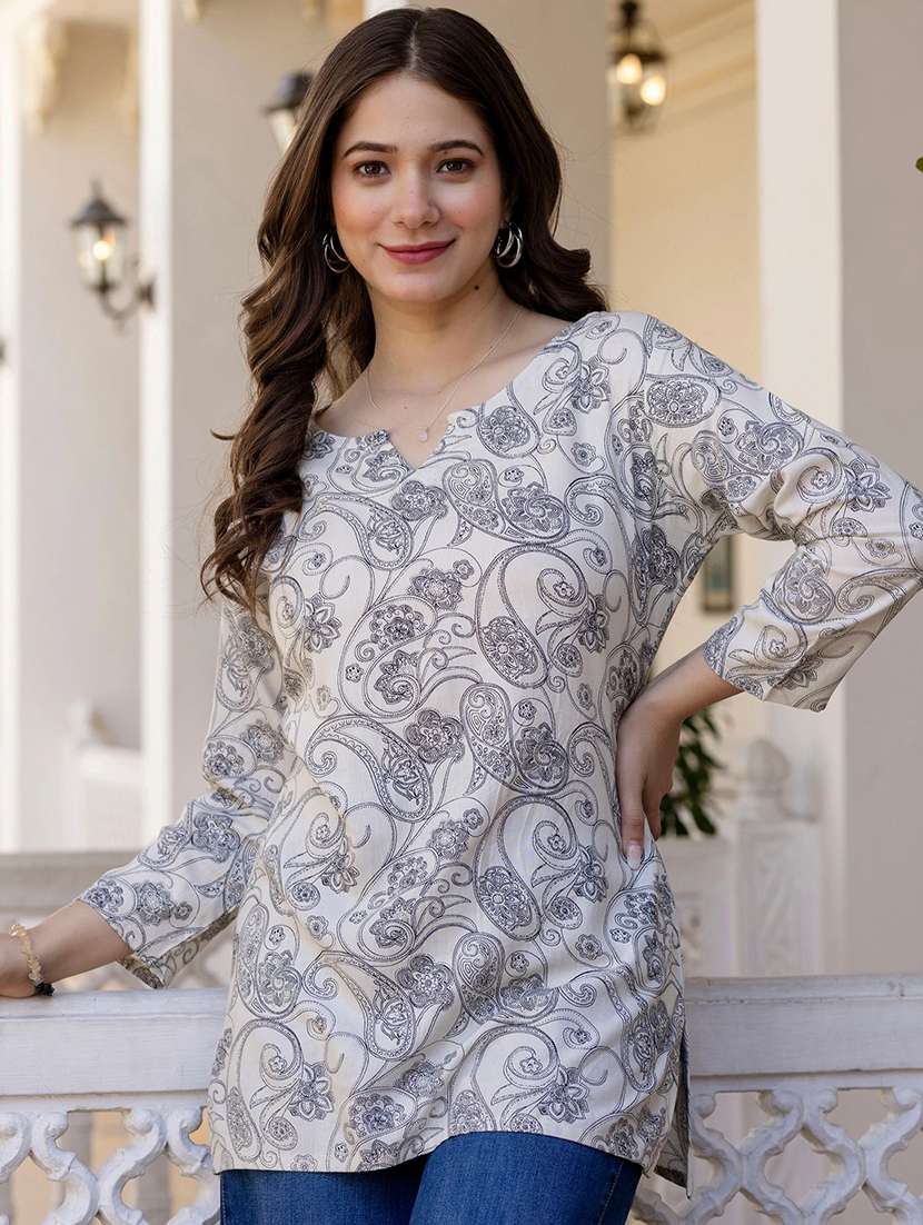 women printed three quarter sleeves straight kurti