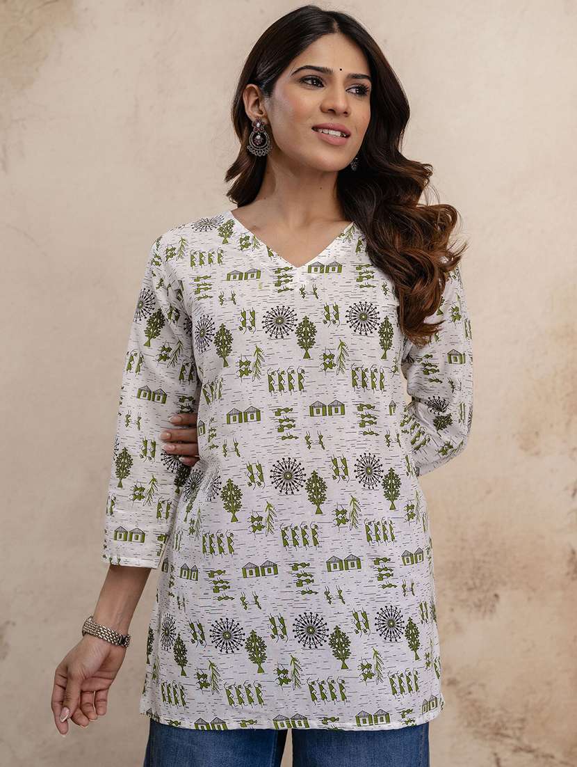women printed three quarter sleeves straight kurti