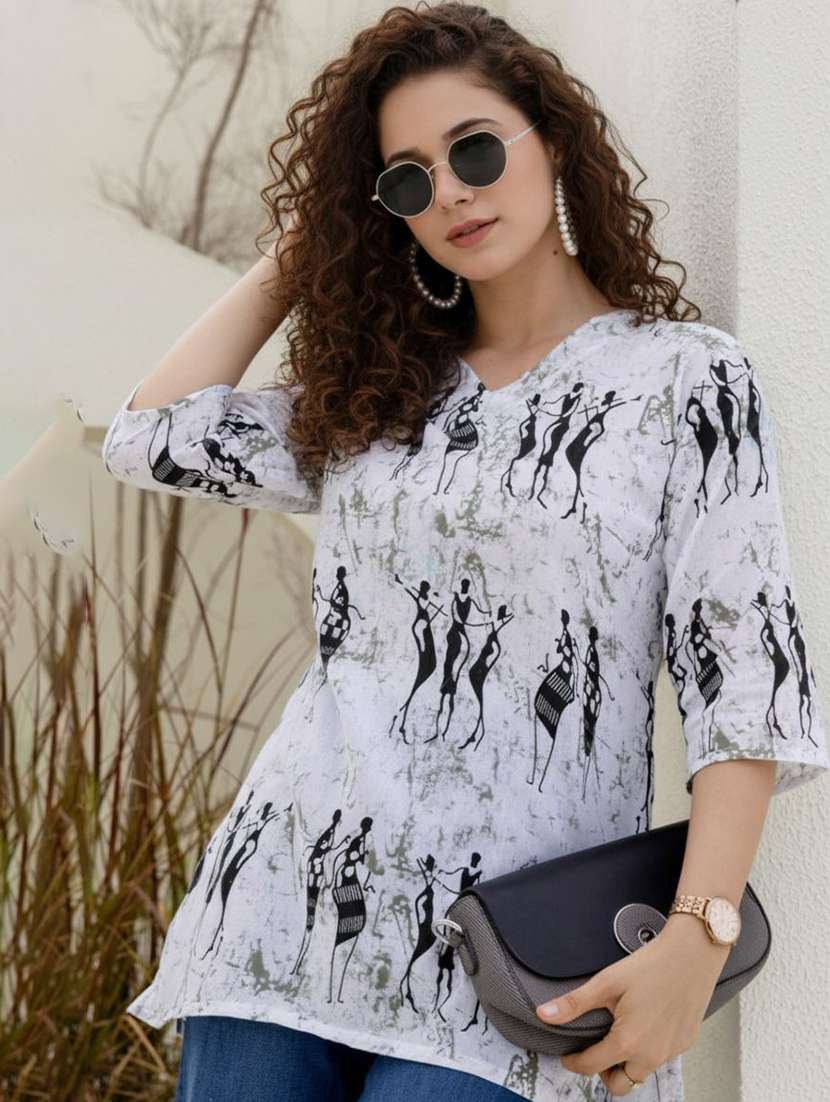 women printed three quarter sleeve straight kurti