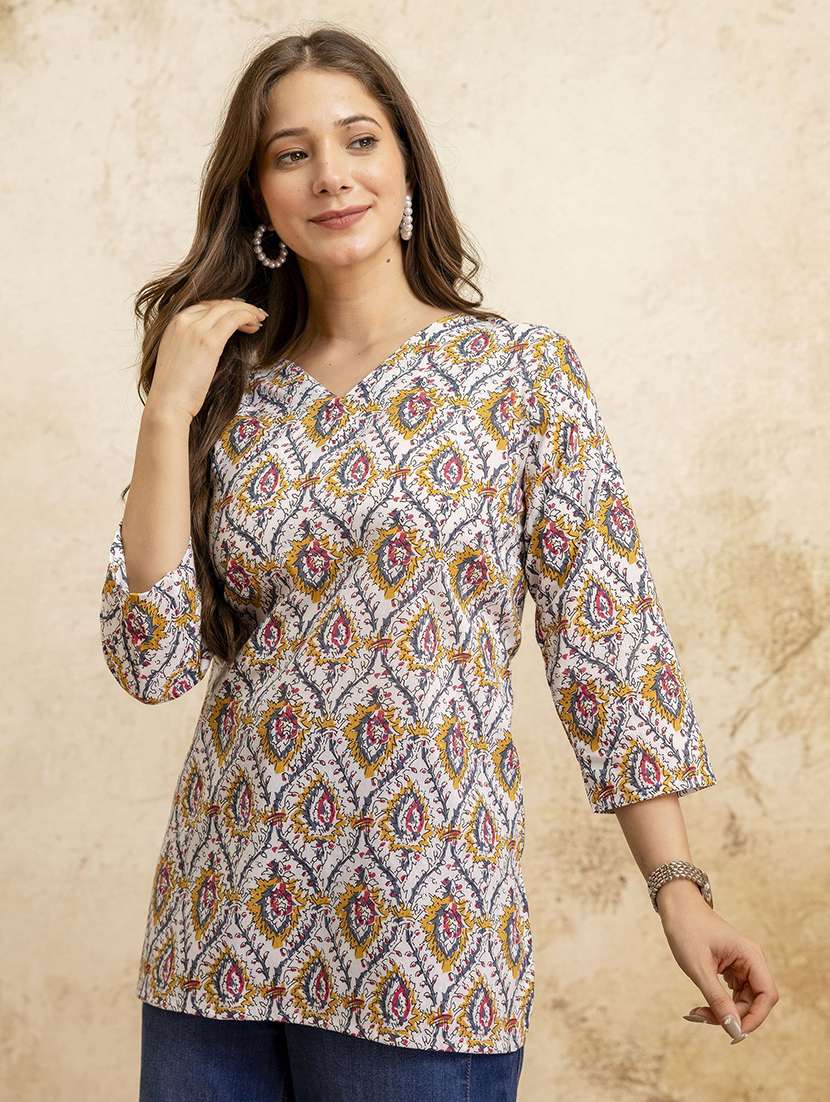 women printed three quarter sleeve straight kurti