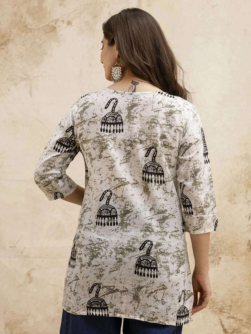 Women Printed Three Quarter Sleeve Straight Kurti - 22527840 -  Standard Image - 3