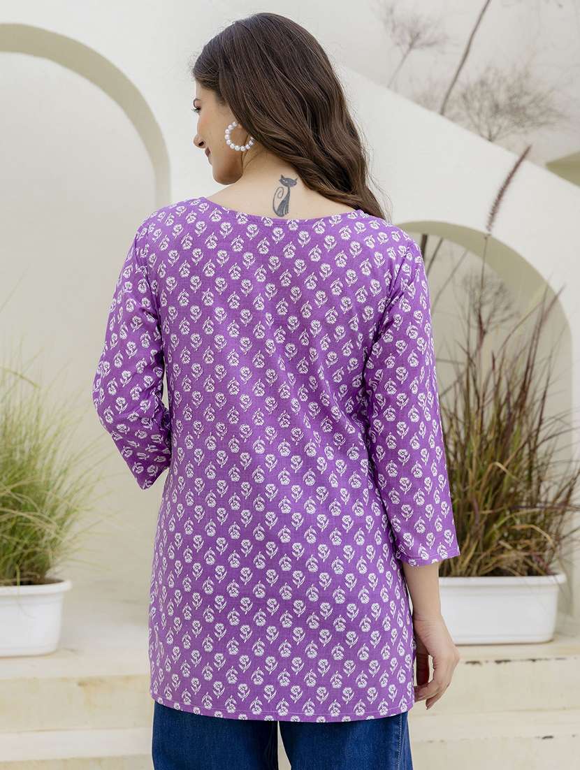 women printed three quarter sleeve straight kurti - 22527857 -  Standard Image - 3