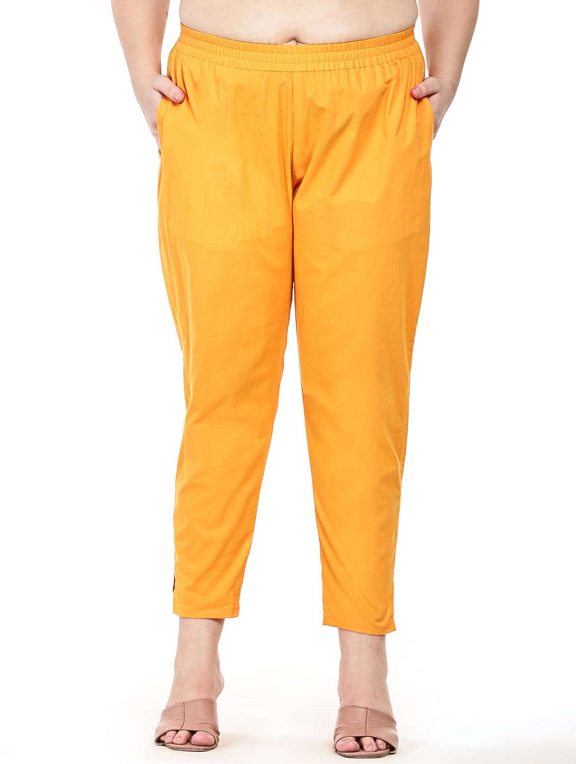 women solid mid rise ankle length tapered pant