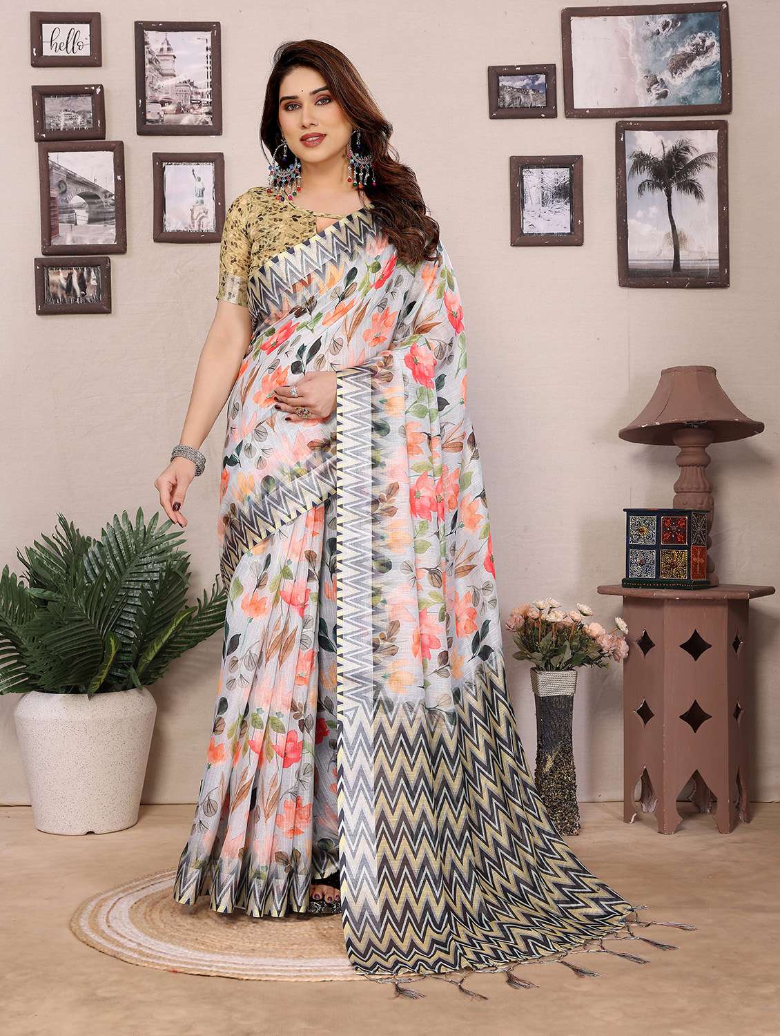 women printed casual wear saree with blouse