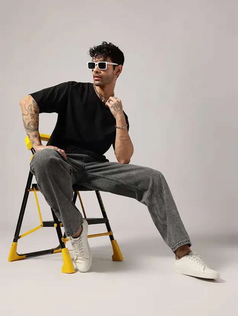 men plain mid rise full length baggy jeans - 22528180 -  Standard Image - 5