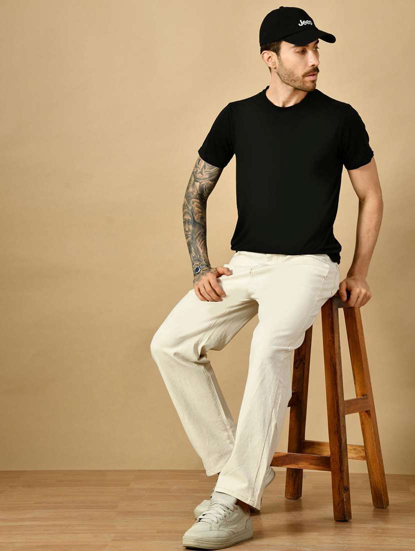 beige denim jeans - 22528238 -  Standard Image - 3