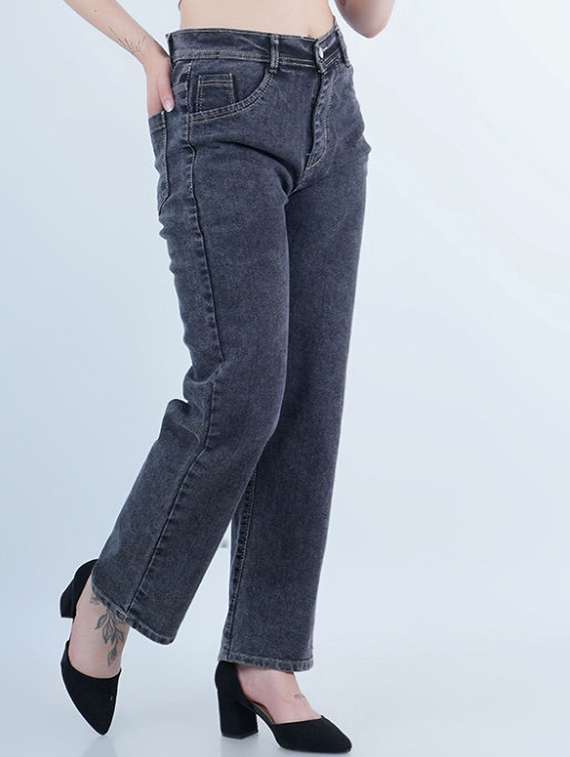 women washed mid rise straight fit jeans