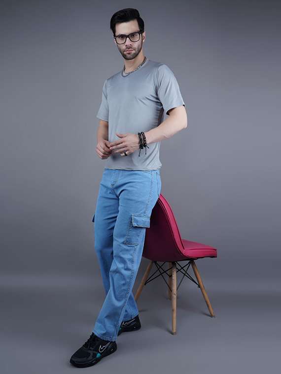 men solid mid rise regular fit cargo  - 22528629 -  Standard Image - 3