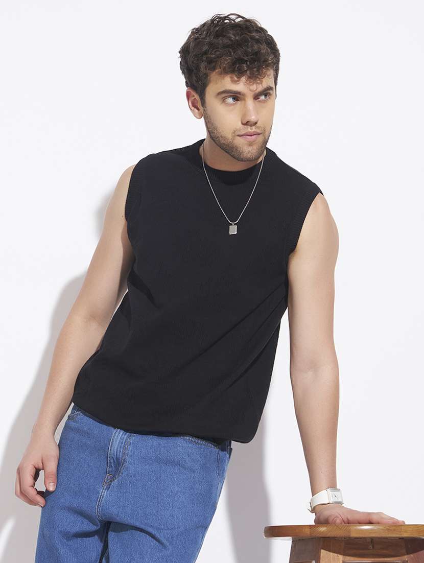 men self design sleeveless vest