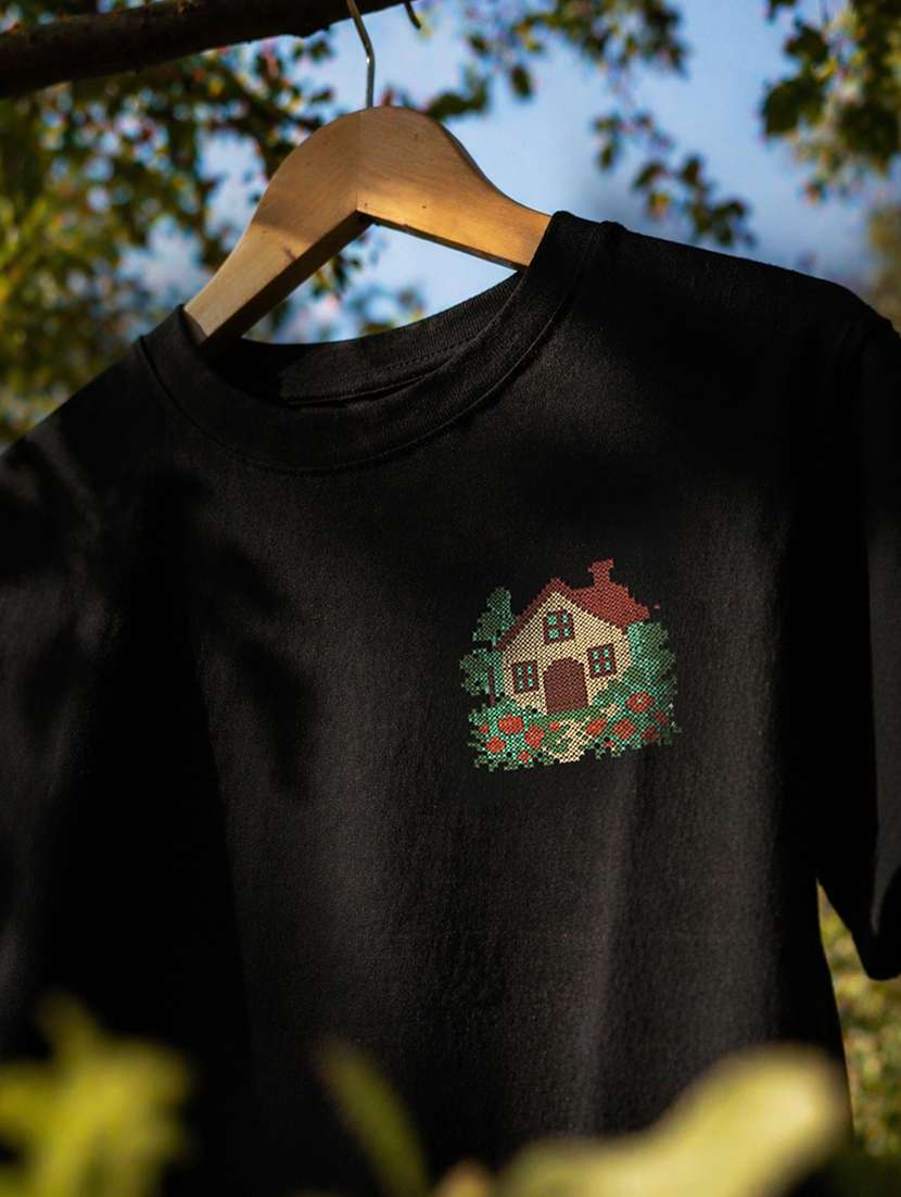 Women Embroidered Short Sleeves Crop T-shirt - 22528879 -  Standard Image - 5