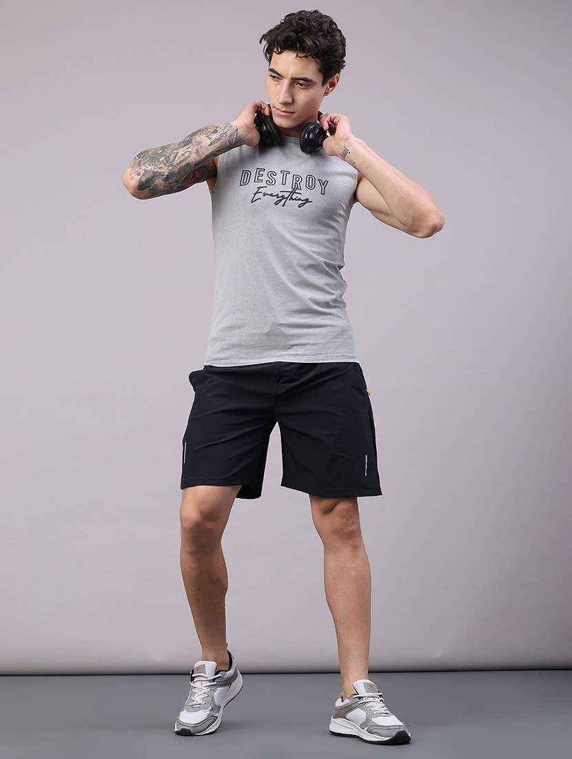 Men Solid Mid Rise Regular Fit Shorts - 22530930 -  Standard Image - 5