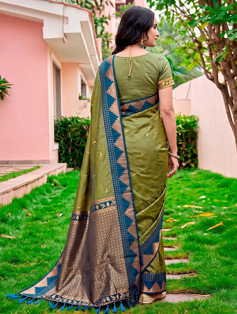 women self design bordered saree with blouse - 22539948 -  Standard Image - 3