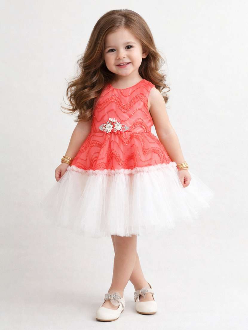 girls applique detailed round neck frock 