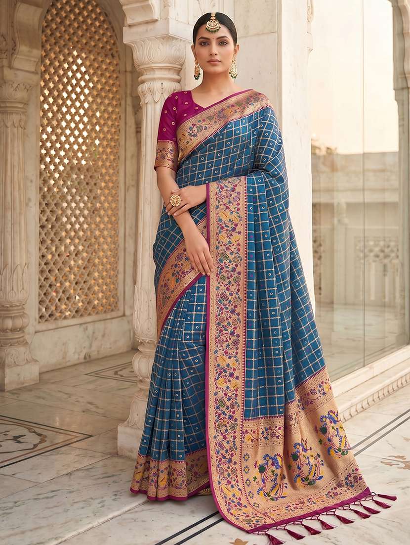 women self design banarasi saree with blouse